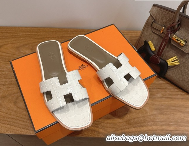 Charming Hermes Oran Classic Flat Slides Sandal in Crocodile Embossed Leather White 0304065