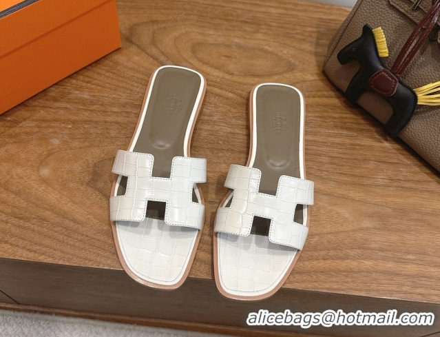 Charming Hermes Oran Classic Flat Slides Sandal in Crocodile Embossed Leather White 0304065