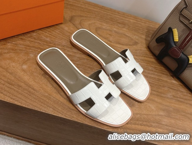 Charming Hermes Oran Classic Flat Slides Sandal in Crocodile Embossed Leather White 0304065