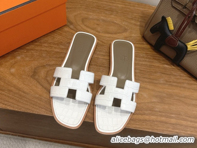 Duplicate Hermes Oran Classic Flat Slides Sandal in Crocodile Embossed Leather White 0304071