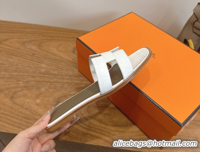 Duplicate Hermes Oran Classic Flat Slides Sandal in Crocodile Embossed Leather White 0304071