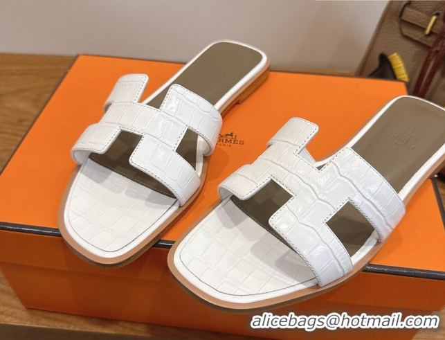 Duplicate Hermes Oran Classic Flat Slides Sandal in Crocodile Embossed Leather White 0304071