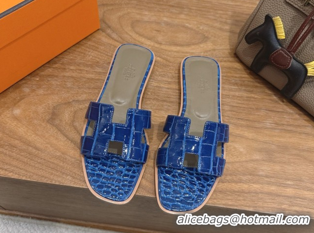 Stylish Hermes Oran Classic Flat Slides Sandal in Crocodile Embossed Leather Blue 0304073