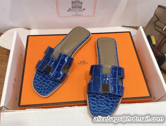 Stylish Hermes Oran Classic Flat Slides Sandal in Crocodile Embossed Leather Blue 0304073