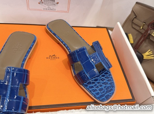Stylish Hermes Oran Classic Flat Slides Sandal in Crocodile Embossed Leather Blue 0304073