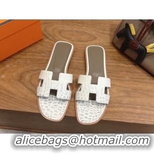 Classic Hot Hermes Oran Classic Flat Slides Sandal in Crocodile Embossed Leather White/Grey 0304074