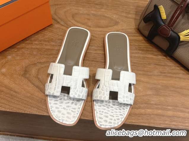 Classic Hot Hermes Oran Classic Flat Slides Sandal in Crocodile Embossed Leather White/Grey 0304074