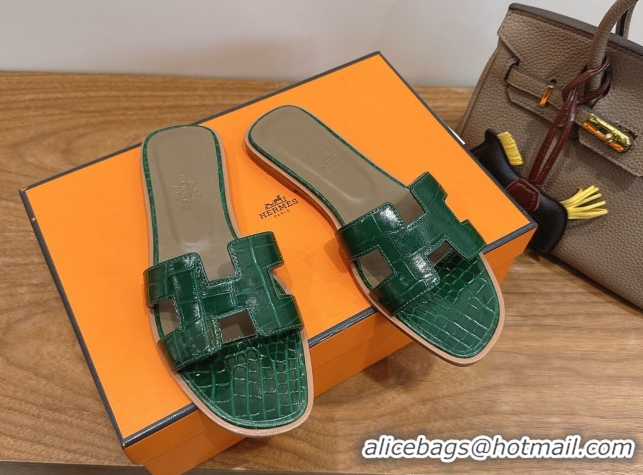 Low Price Hermes Oran Classic Flat Slides Sandal in Crocodile Embossed Leather Dark Green 0304075