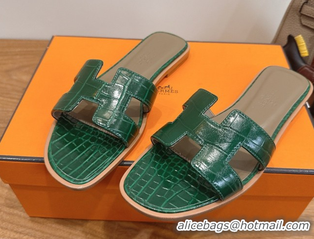 Low Price Hermes Oran Classic Flat Slides Sandal in Crocodile Embossed Leather Dark Green 0304075