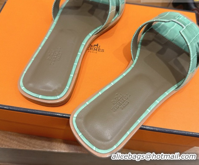 Buy Luxury Hermes Oran Classic Flat Slides Sandal in Crocodile Embossed Leather Light Green 0304076