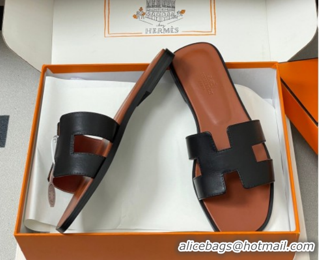 Sophisticated Hermes Oran Classic Flat Slides Sandal in Smooth Leather Black 0304106 2026