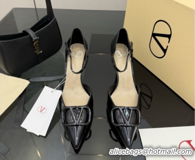 Shop Duplicate Valentino Vlogo Signature D'Orsay Pumps 8cm in Patent Leather Black 0224053