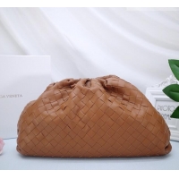 New Fashion Bottega Veneta The Pouch in Soft Intrecciato Calfskin 31702 Brown 2026
