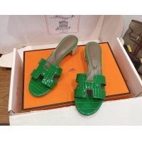 Purchase Hermes Oasis Classic Heel Slides Sandal 4.5cm in Crocodile Embossed Leather Green 0304043