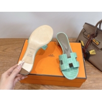 Stylish Hermes Oasis Classic Heel Slides Sandal 4.5cm in Crocodile Embossed Leather Light Green 0304048