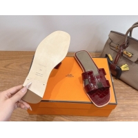 Pretty Style Hermes Oran Classic Flat Slides Sandal in Crocodile Embossed Leather Burgundy 0304058