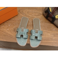 Grade Quality Hermes Oran Classic Flat Slides Sandal in Crocodile Embossed Leather Light Grey 0304057
