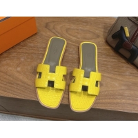 Top Design Hermes Oran Classic Flat Slides Sandal in Crocodile Embossed Leather Yellow 0304059