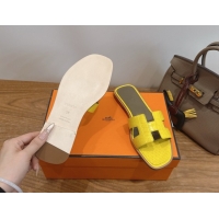 Top Design Hermes Oran Classic Flat Slides Sandal in Crocodile Embossed Leather Yellow 0304059