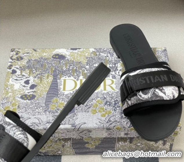 Perfect Dior Dio(r)evolution Flat Slides Sandal in Technical Fabric with Strap Black/White 2 2026 0302095