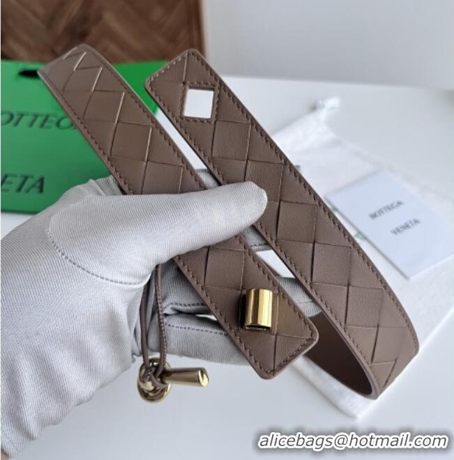 Top Quality Bottega Veneta Andiamo Belt in Intreccio Leather BV111716 Brown 2025