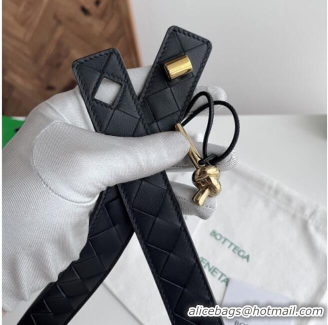 Hot Sell Bottega Veneta Andiamo Belt in Intreccio Leather BV111718 Black 2025