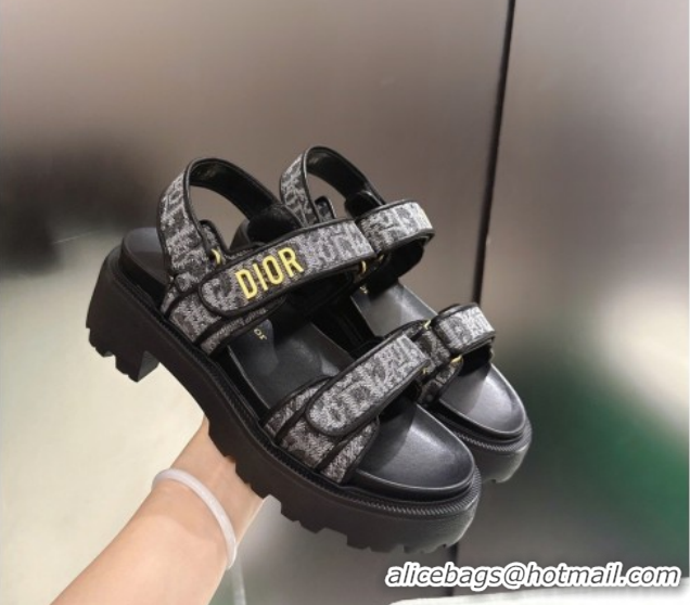 Stylish Dior Dioract Platform Sandals in Oblique Embroidered Denim Black 60302120
