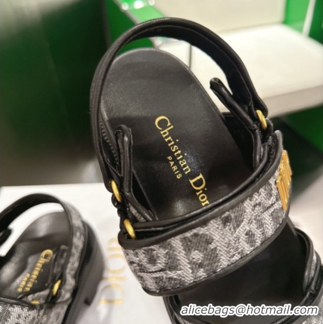 Stylish Dior Dioract Platform Sandals in Oblique Embroidered Denim Black 60302120