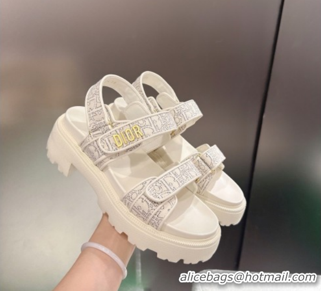 Good Product Dior Dioract Platform Sandals in Oblique Embroidered Cotton White 60302121