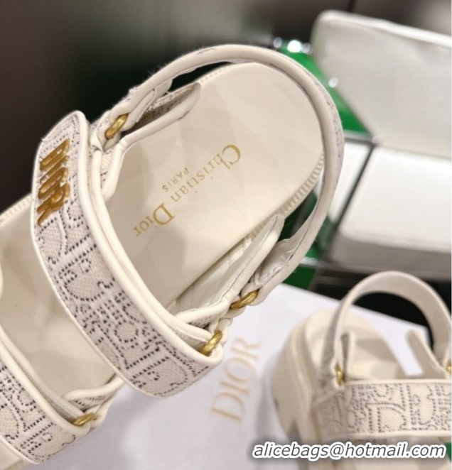 Good Product Dior Dioract Platform Sandals in Oblique Embroidered Cotton White 60302121