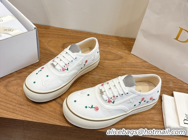 Sumptuous Dior Saltwind Sneakers 3cm in White Cotton Embroidered with Multicolor Doves & Roses Motif 2026 0303032