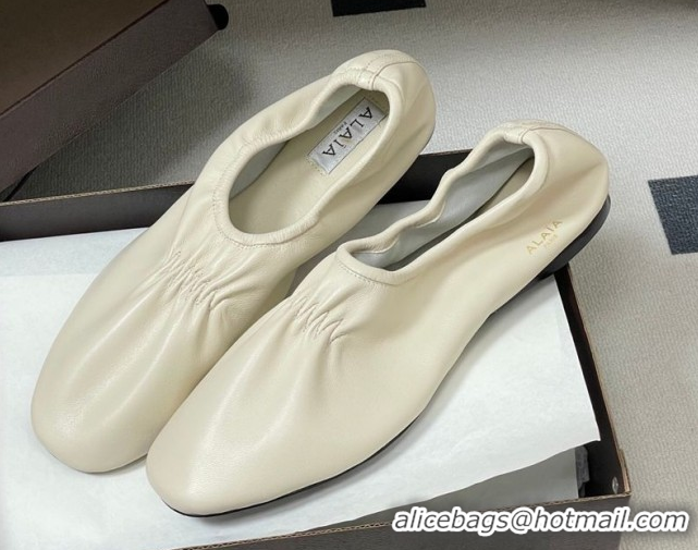 Shop Duplicate Alaia Slippers Flat in Calfskin Leather White 2026 AL020706