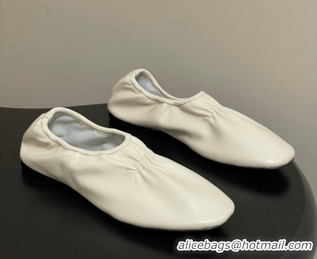 Shop Duplicate Alaia Slippers Flat in Calfskin Leather White 2026 AL020706