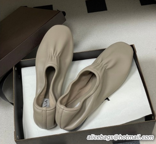 Sumptuous Alaia Slippers Flat in Calfskin Leather Grey 2026 AL020706