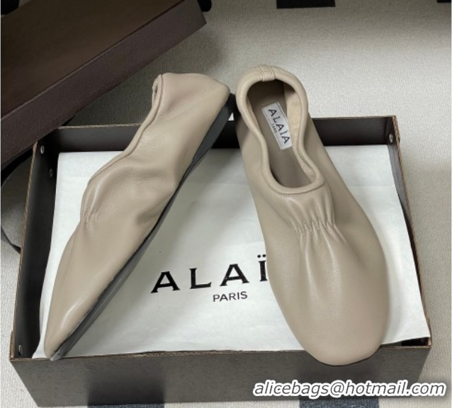 Sumptuous Alaia Slippers Flat in Calfskin Leather Grey 2026 AL020706
