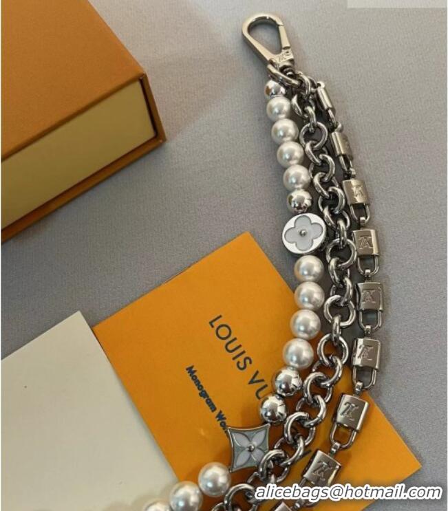 Famous Brand Louis Vuitton Pearls Chain Belt and Bag Charm LV050904 2025
