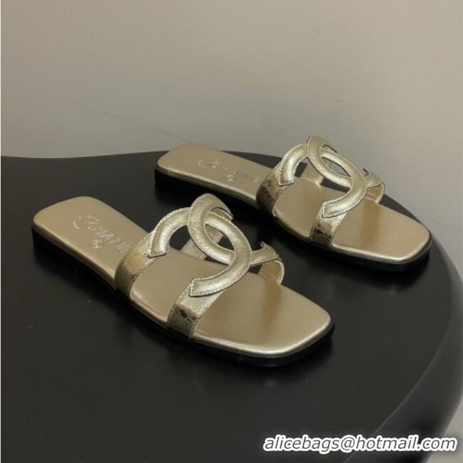 Inexpensive Chanel Crackled Laminated Calfskin Mules Sandals G47250 Gold 2026