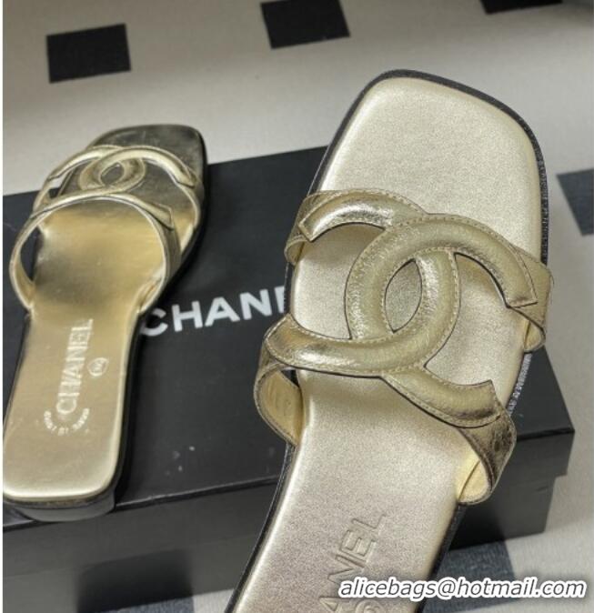 Inexpensive Chanel Crackled Laminated Calfskin Mules Sandals G47250 Gold 2026