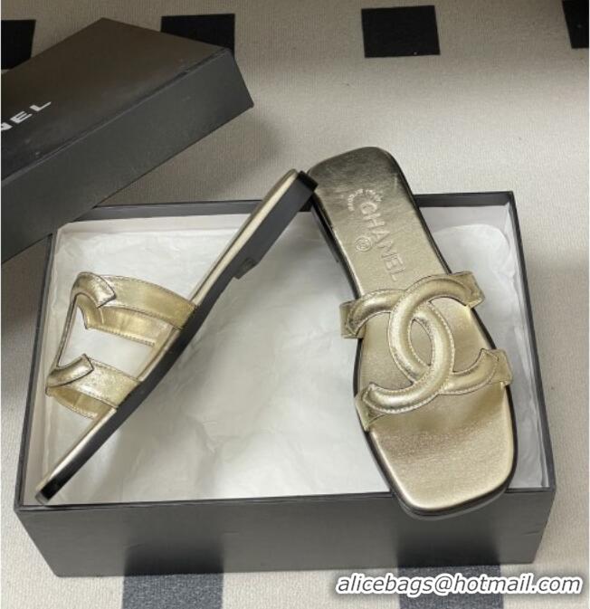 Inexpensive Chanel Crackled Laminated Calfskin Mules Sandals G47250 Gold 2026
