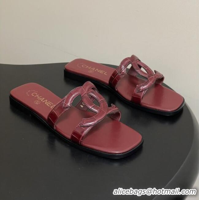 ​Buy Fashionable Chanel Crocodile-patterned Calfskin Mules Sandals G47250 Burgundy 2026