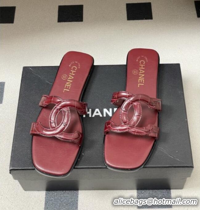 ​Buy Fashionable Chanel Crocodile-patterned Calfskin Mules Sandals G47250 Burgundy 2026