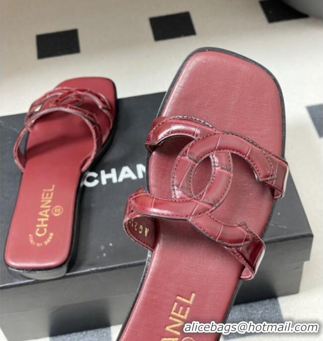 ​Buy Fashionable Chanel Crocodile-patterned Calfskin Mules Sandals G47250 Burgundy 2026