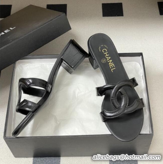 ​Classic Inexpensive Chanel Crocodile Pattern Calfskin Heeled Mules Sandals G47250 Black 2026