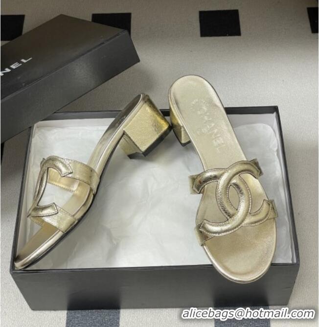 ​Top Grade Chanel Laminated Calfskin Heeled Mules Sandals G47250 Gold 2026