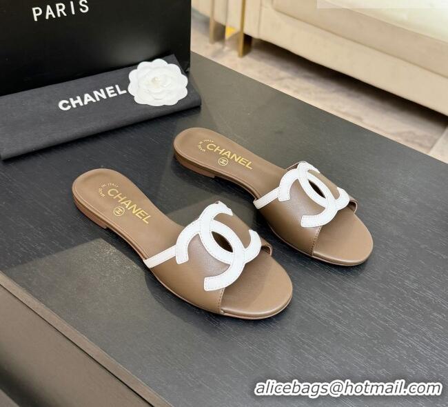 ​Luxury New Chanel Lambskin Flat Mules Sandals G47252 Khaki 2026