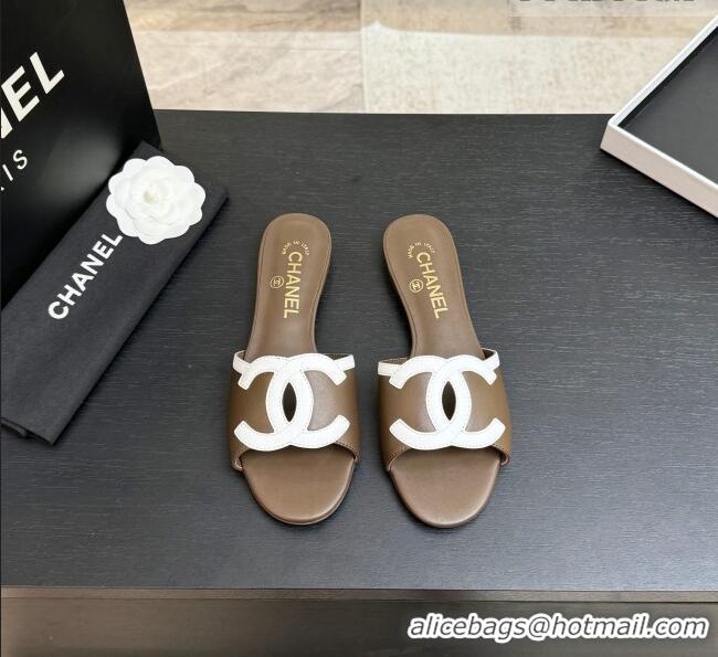 ​Luxury New Chanel Lambskin Flat Mules Sandals G47252 Khaki 2026
