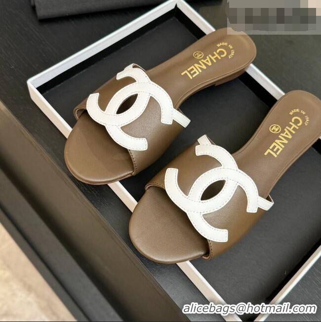 ​Luxury New Chanel Lambskin Flat Mules Sandals G47252 Khaki 2026
