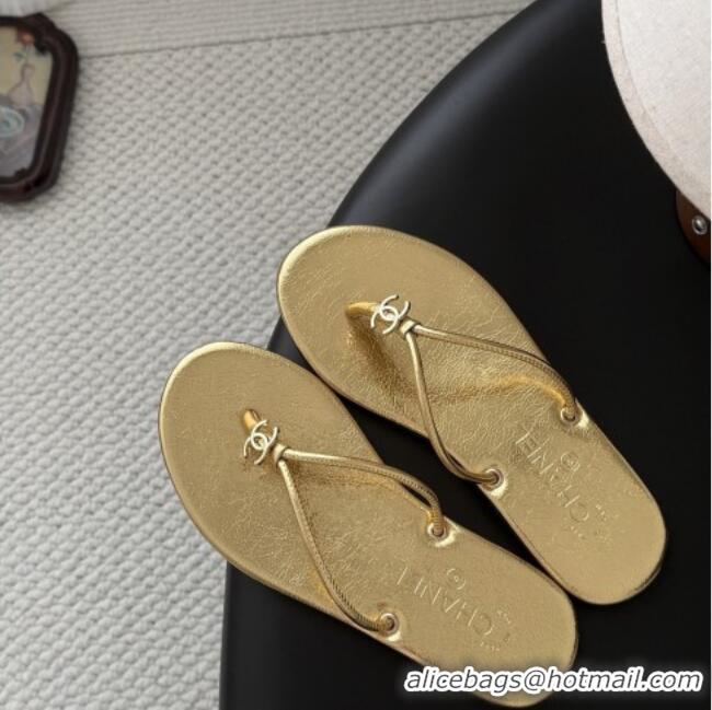 ​Grade Quality Chanel Thongs in Crackled Laminated Calfskin G47243 Gold Spring Summer 2026