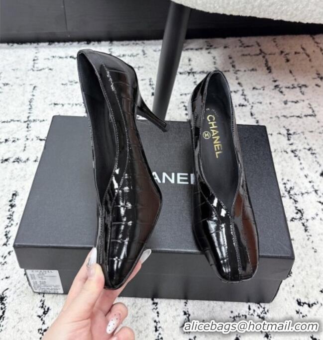 ​Buy Classic Chanel Pumps in Crocodile Embossed Calfskin & Patent Calfskin G47181 Black 2026