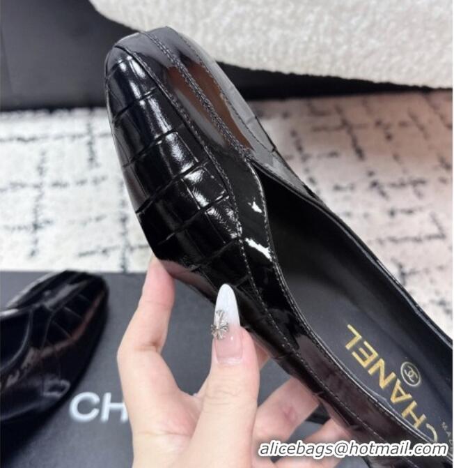 ​Buy Classic Chanel Pumps in Crocodile Embossed Calfskin & Patent Calfskin G47181 Black 2026